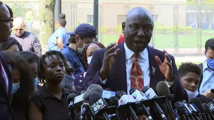 Deux personnes tuées par balles lors d'une troisième nuit d'émeutes à Kenosha