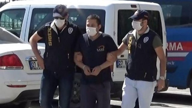 Bebekli kadının uygunsuz fotoğraflarını paylaşan sapık adliyede