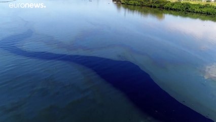 Nem veszélyes a zátonyra futott tanker a japánok szerint