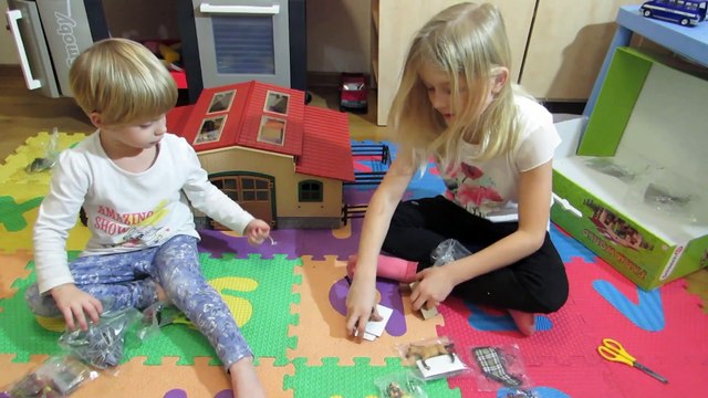 Sophia Isabella Brincando de Casinha João Paulo de Carvalho Lofiego