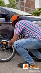 Boy new rule and intelligent boy cycle parking Karne Ka new tarika । लड़का के दीमाग के कमाल को देखी साइकल को लगाये केसे। पार्किंग का सही समय