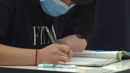 내년 예산 '확대 재정'...고교 무상교육도 내년부터 / YTN