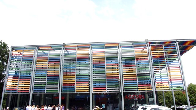 Groupe ESCRA, l’école de commerce automobile du Mans