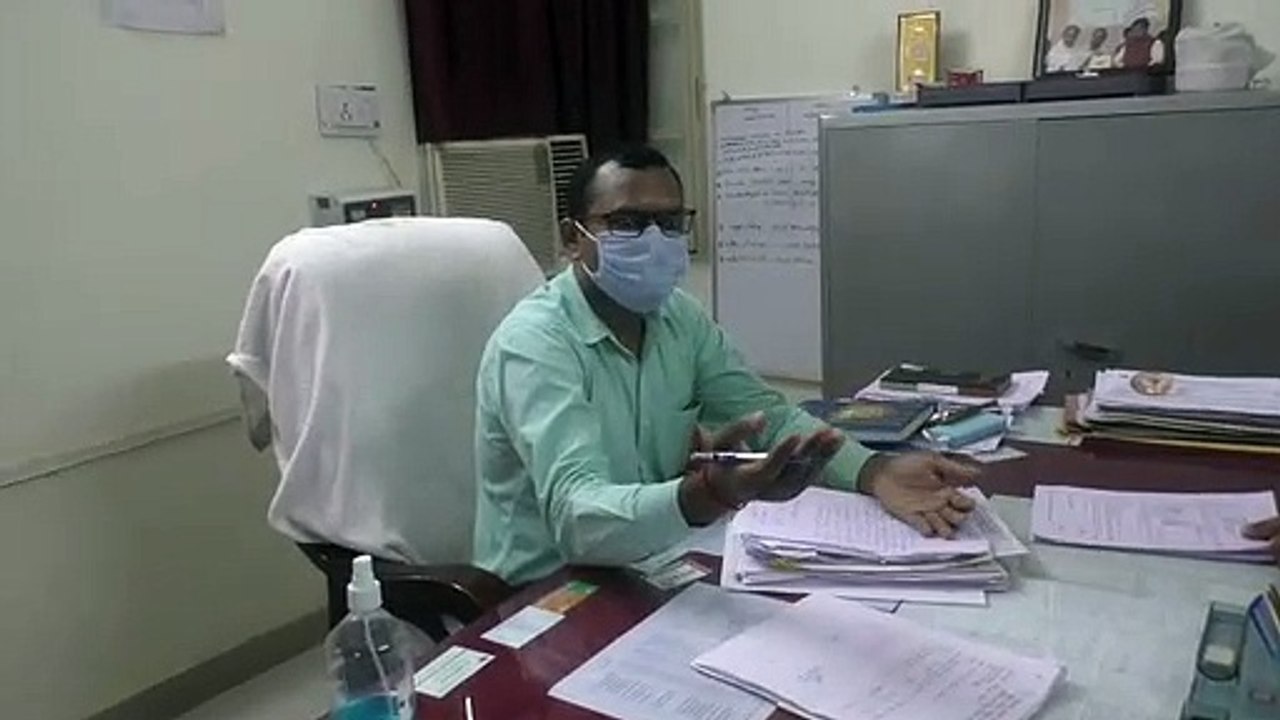 करोड़ो रूपये के घोटाले की खबर चलाने से बौखलाए बि...