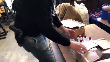 PCPR descobre depósitos clandestinos de álcool em gel falsificados