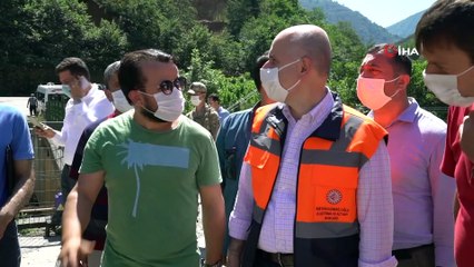 Ulaştırma ve Altyapı Bakanı Karaismailoğlu sel bölgesinde