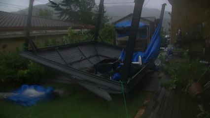 "아직도 돌풍이..." 北 상륙한 태풍 '바비'의 위력 / YTN