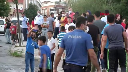 Eşine kızan adam aracını yaktı!