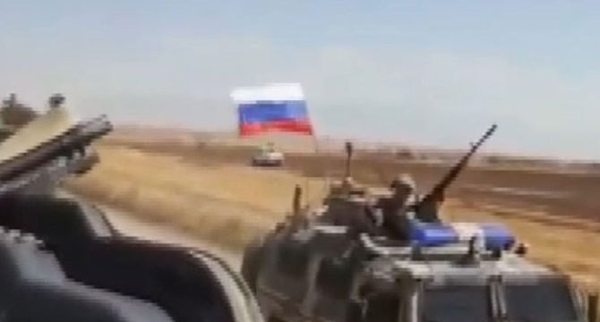 Rus-ABD askeri araçları Suriye’de açık arazide çarpıştı