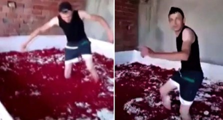 Çıplak ayakla salça havuzuna girilen işletmenin faaliyeti durduruldu, salçalar imha edildi
