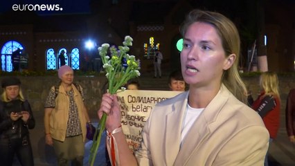 Protestos e detenções continuam em Minsk