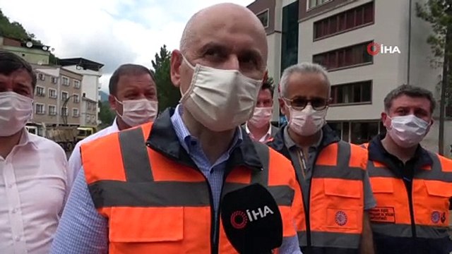 Ulaştırma ve Altyapı Bakanı Adil Karaismailoğlu: “Bu afetlerin bir daha yaşanmaması için kalıcı projelere bir an önce başlayacağız”