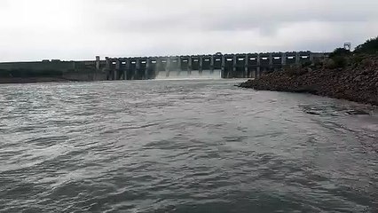 राजघाट डेम के गेट खुले, उफान पर बेतवा नदी