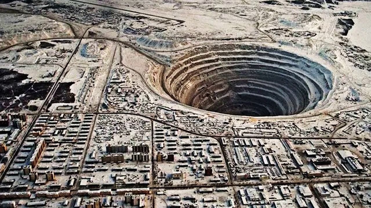10 Most Unbelievable Cities In The World