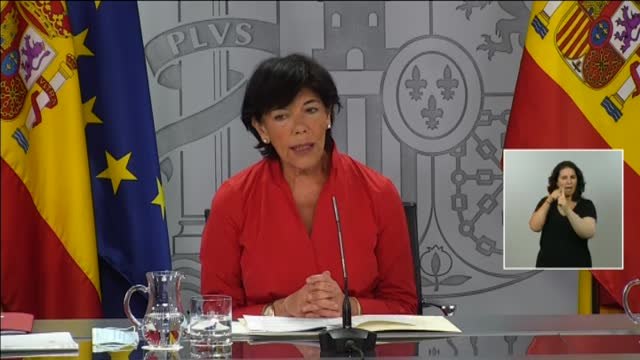 Celaá advierte a los padres que no quieren llevar a sus hijos a clase: La educación es obligatoria