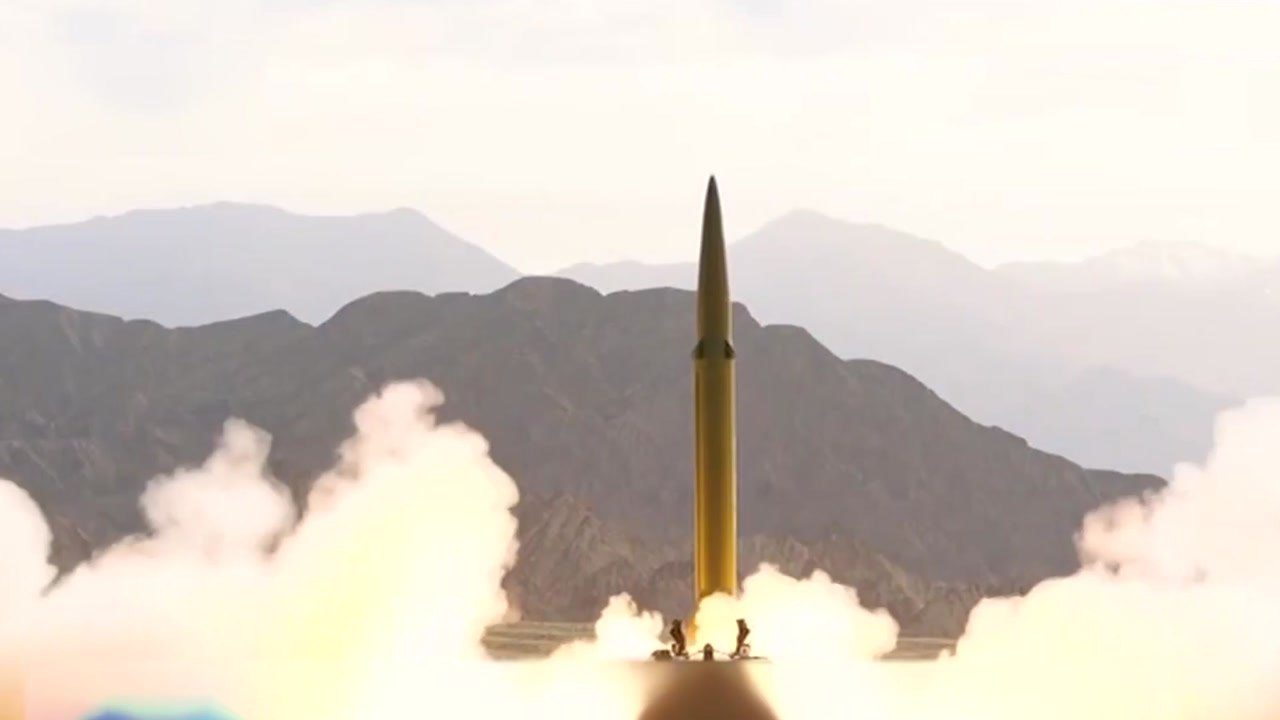 中, '항모 킬러' 미사일로 美에 응수...남중국해 위기로 가나? / YTN