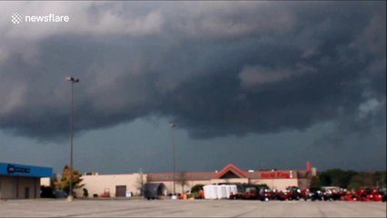 Watch as severe thunderstorm rolls through Butler County, Pennsylvania with damaging winds bringing down trees