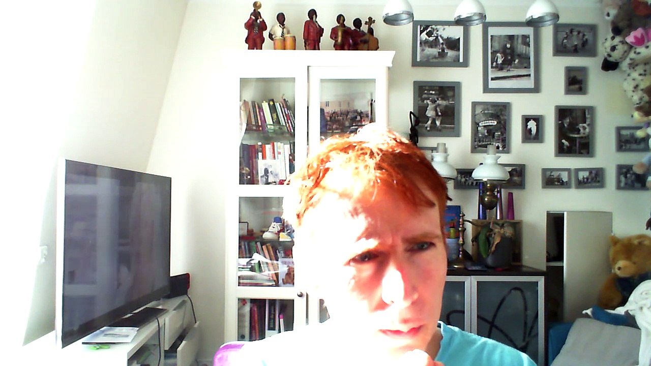 Wiwi égratigne "slow jamz"