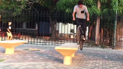 BMX Street Competition Amateur Men’s Finalist 1 | Juan Perez