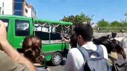 Ebru Timtik’in cenazesini karşılamak isteyenlere polis müdahalesi