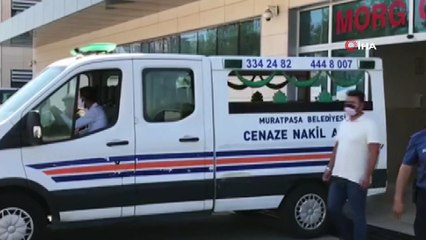 Antalya'da silahlı saldırıya uğrayan başpehlivan hayatını kaybetti