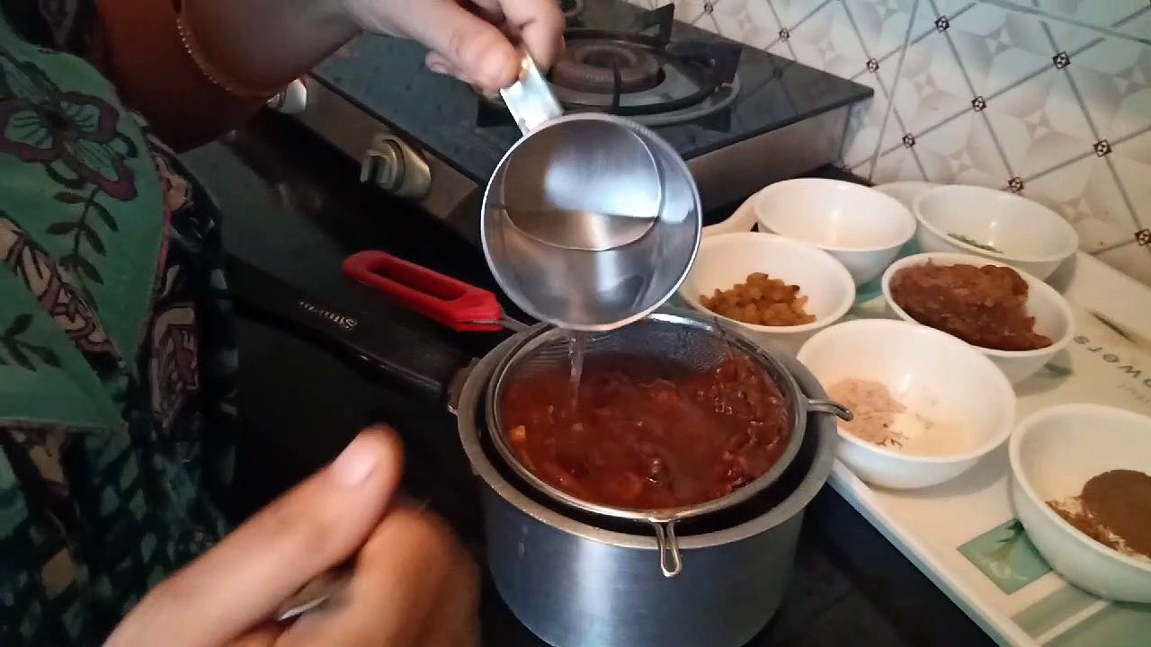 इमली की खट्टी मीठी चटनी । Tamarind Chatni recipe | Imli ki chatni |