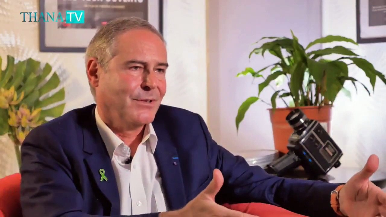 Professeur Perronne "De dire au généralistes ont vous interdit le traitement qui marchent et ont vous autorisent le traitement qui tuent, Franchement ça à été hyper violent."