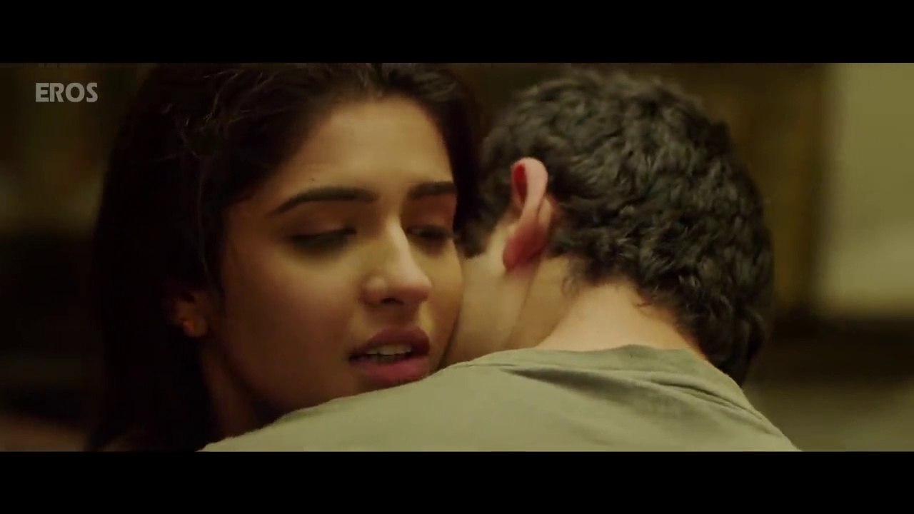 Shaadi Ka certificate hai Bachhon ka Nahi - Lekar Hum Deewana Dil