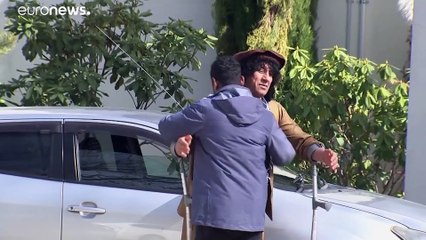 مسلمو كرايستشيرش يؤدون أول صلاة بعد إدانة منفذ المذبحة.. ونقله إلى أستراليا يثير جدلاً