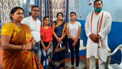 जिला मंत्री का हालचाल लेने पहुंचे सांसद रामशंकर कठेरिया