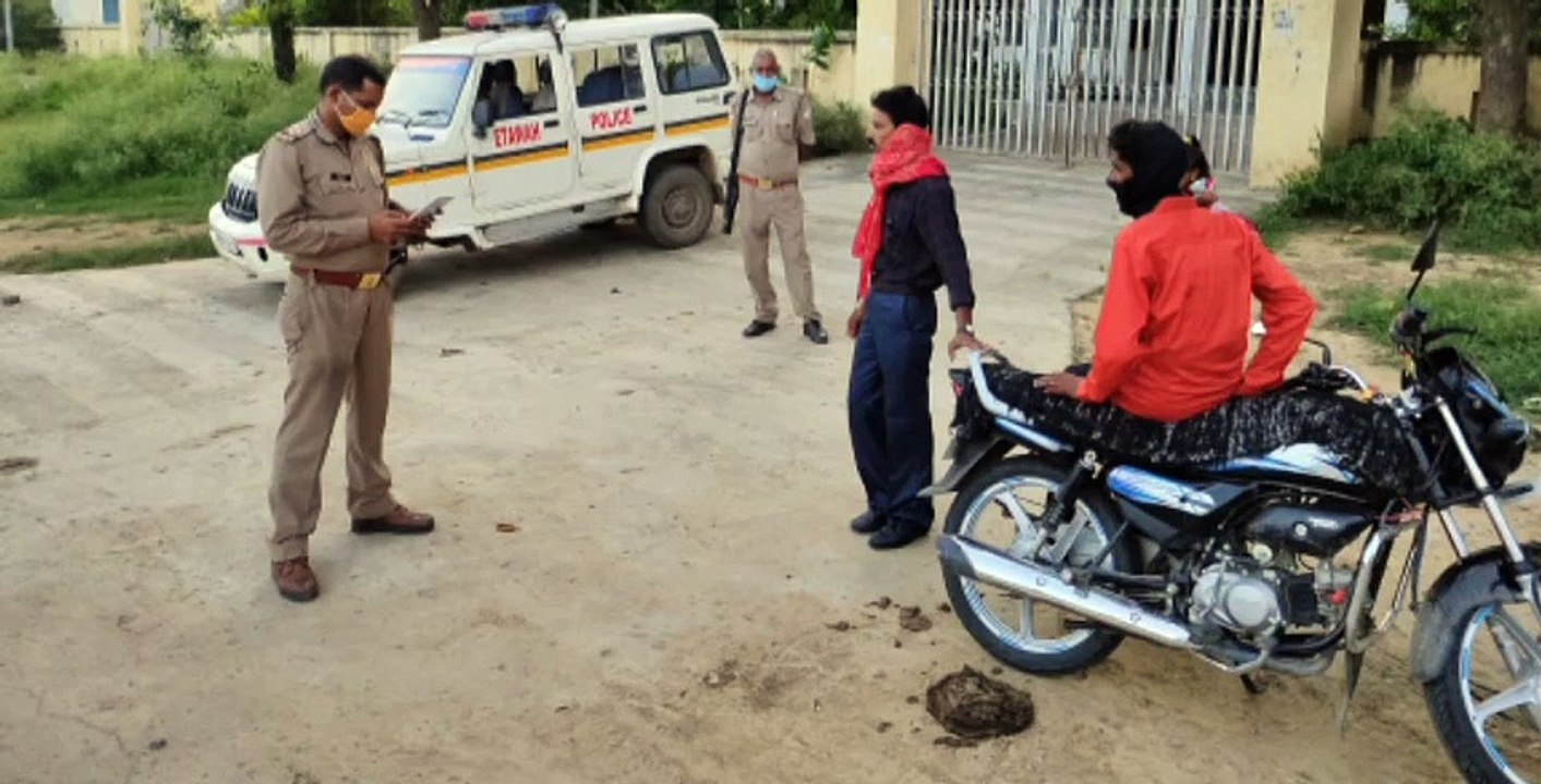 नियमों का उल्लंघन करने पर पुलिस ने काटा चालान