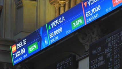 El Ibex 35 vuelve a los 7.100 puntos y sube un 2,16 % en la semana
