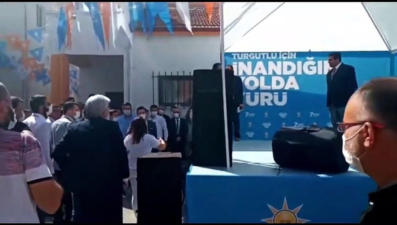 Ak Parti Turgutlu İlçe Kongresinde Gergin Anlar