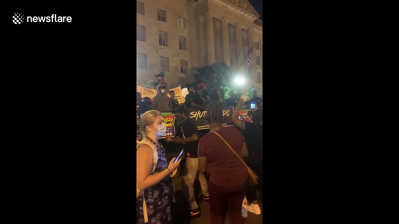 Gogo bus tries to 'drown out Trump' as he gives RNC nomination speech in front of White House