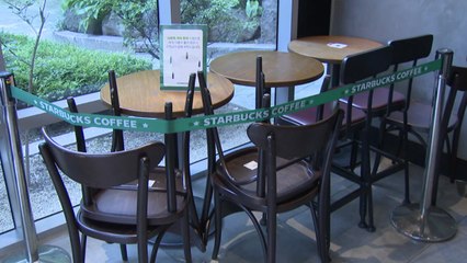 보름 넘게 세 자릿수 확진...수도권 거리두기 강화 / YTN