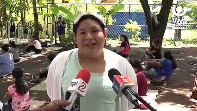 Estudiantes de medicina oriental aprenden técnicas de relajación