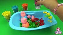 Learn Colors Peppa Pig Baby Doll Bath Time Playing With Colors Candy Peppa Pig Family