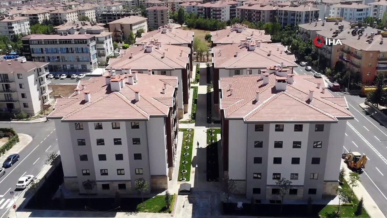 Elazığ’da ilk deprem konutları tamamlandı, 7 ayda yeni bir Dilek Sitesi dikildi