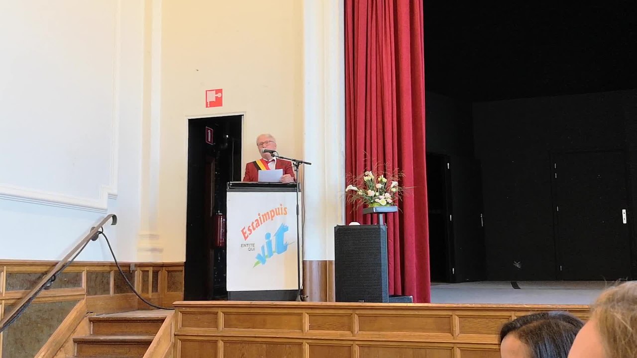 Inauguration du nouveau centre éducatif François Mitterrand à Estaimpuis, le rêve de Daniel Senesael devenu réalité