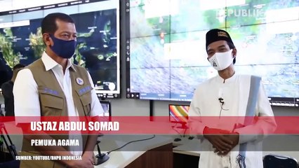 Ustaz Abdul Somad (kanan) bersama Ketua Satuan Tugas Penanganan Covid-19, Doni Monardo (kiri)