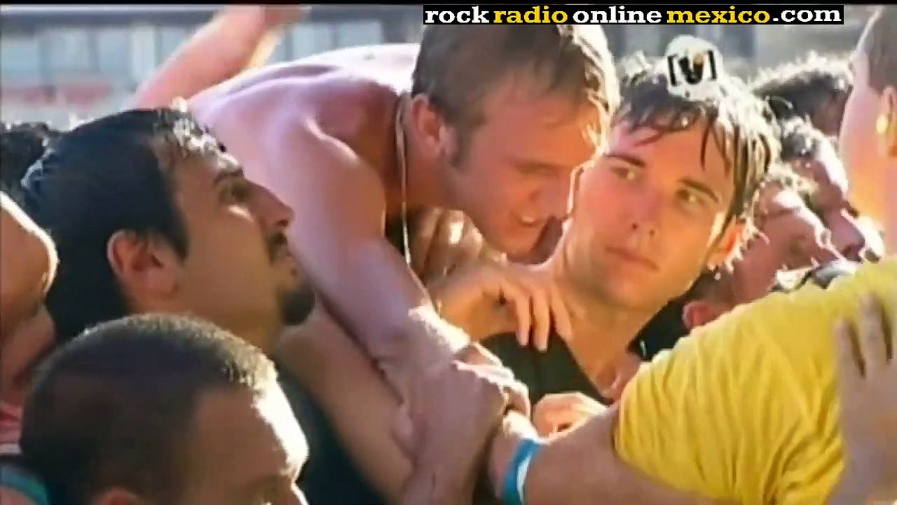 SlipKnot - Spit It Out (Live)