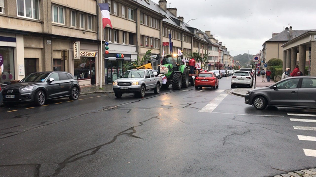 Défilé des Jeunes agriculteurs de la Manche pour le Festival de la terre