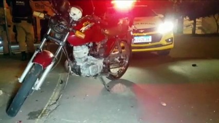 Carro e moto se envolvem em colisão entre as Ruas Rio Grande do Sul e Uruguai