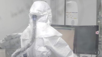 가보지 않은 길 '거리 두기 2.5단계'...방역 배수진 / YTN