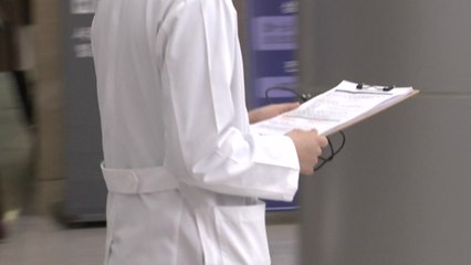 전공의협의회 오전 긴급회의...집단휴진 지속 여부 논의 / YTN