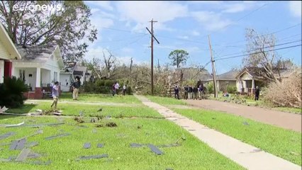 Trump nella Louisiana devastata dall'uragano