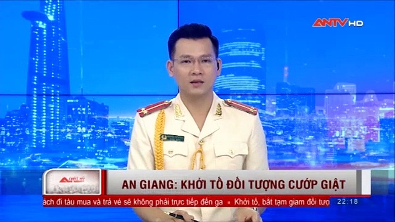 Bắt tên cướp nguy hiểm tại tiệm bán vàng - antv