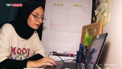 Baba kız üniversite sevinci yaşadığı anları TRT Haber'e anlattı