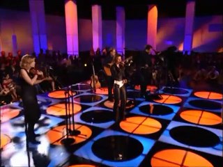 Shania Twain ↔ In My Car (I'll Be The Driver) → Up! Close and Personal — (2005)