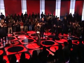 Shania Twain ↔ You Shook Me All Night Long → Up! Close and Personal — (2005)